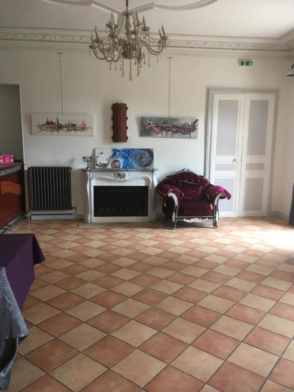 Chateau Nevers Bed & Breakfast Varennes-Vauzelles Bagian luar foto