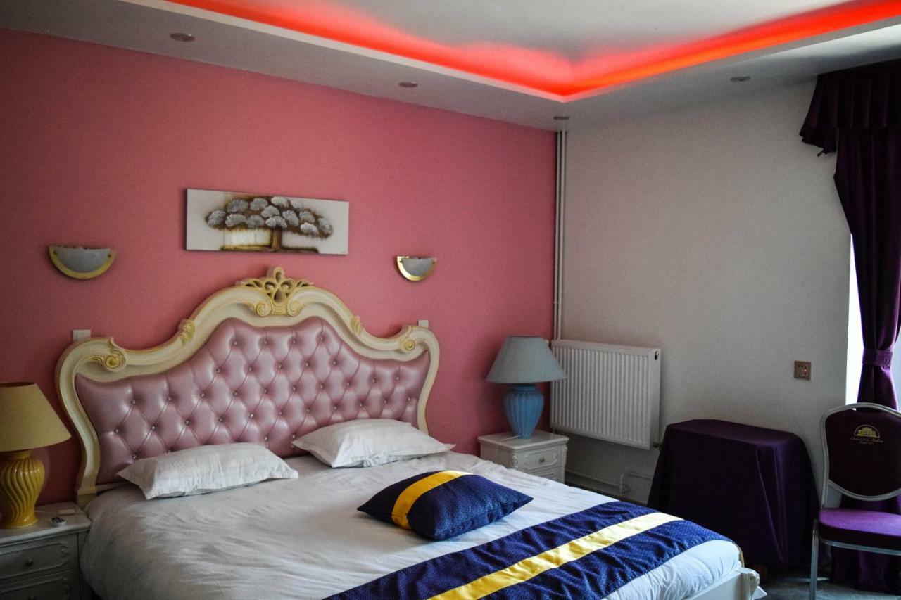 Chateau Nevers Bed & Breakfast Varennes-Vauzelles Bagian luar foto