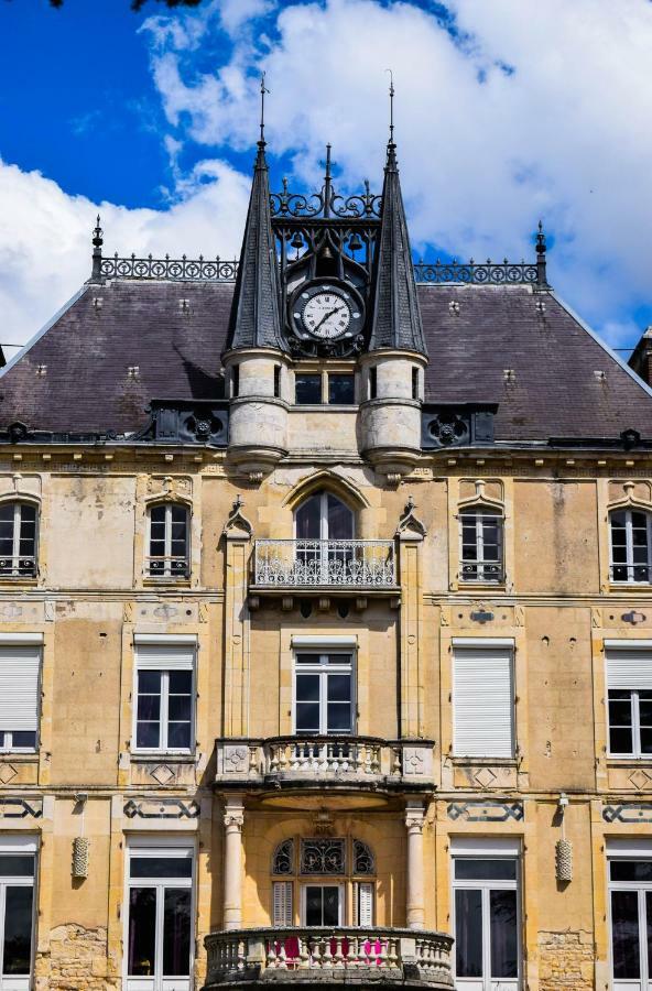 Chateau Nevers Bed & Breakfast Varennes-Vauzelles Bagian luar foto