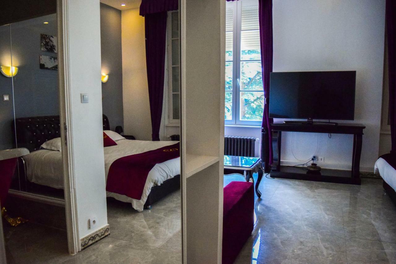 Chateau Nevers Bed & Breakfast Varennes-Vauzelles Bagian luar foto