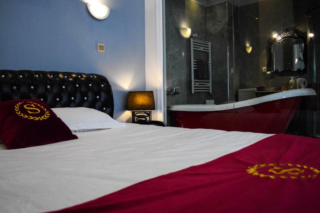 Chateau Nevers Bed & Breakfast Varennes-Vauzelles Bagian luar foto